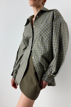 Картата сорочка вільного крою