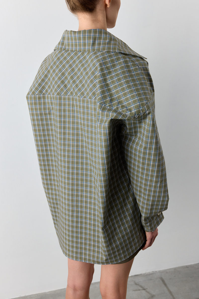 Картата сорочка вільного крою