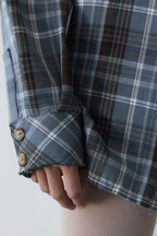 Картата сорочка з необробленими краями