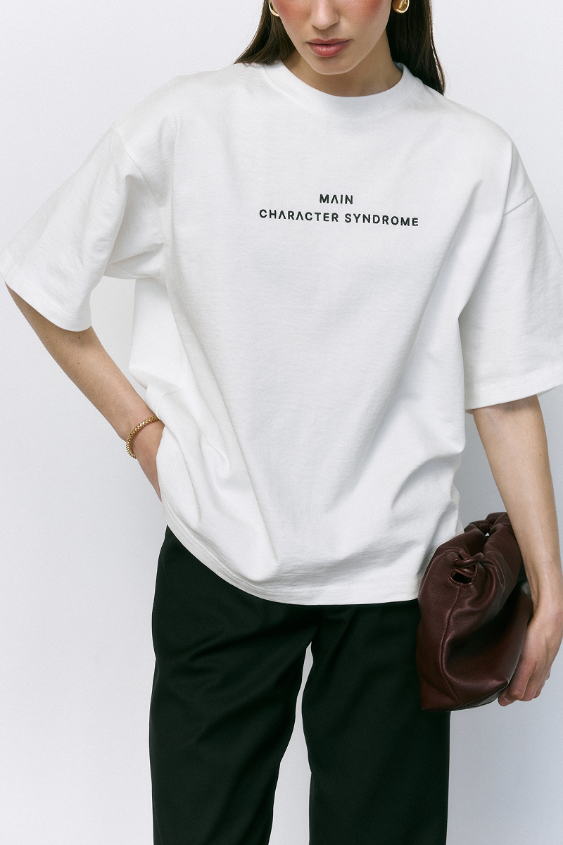 Футболка «Main character syndrome»